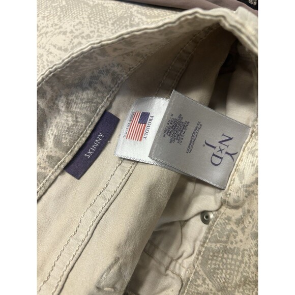 NYDJ Not Your Daughters Jeans STONE PYTHON PRINT Skinny Sheri Size 12 Petite - Picture 6 of 6